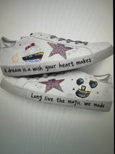 Load image into Gallery viewer, Cruising Tennis Shoes