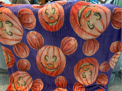 Blanket (Mickey Pumpkins)